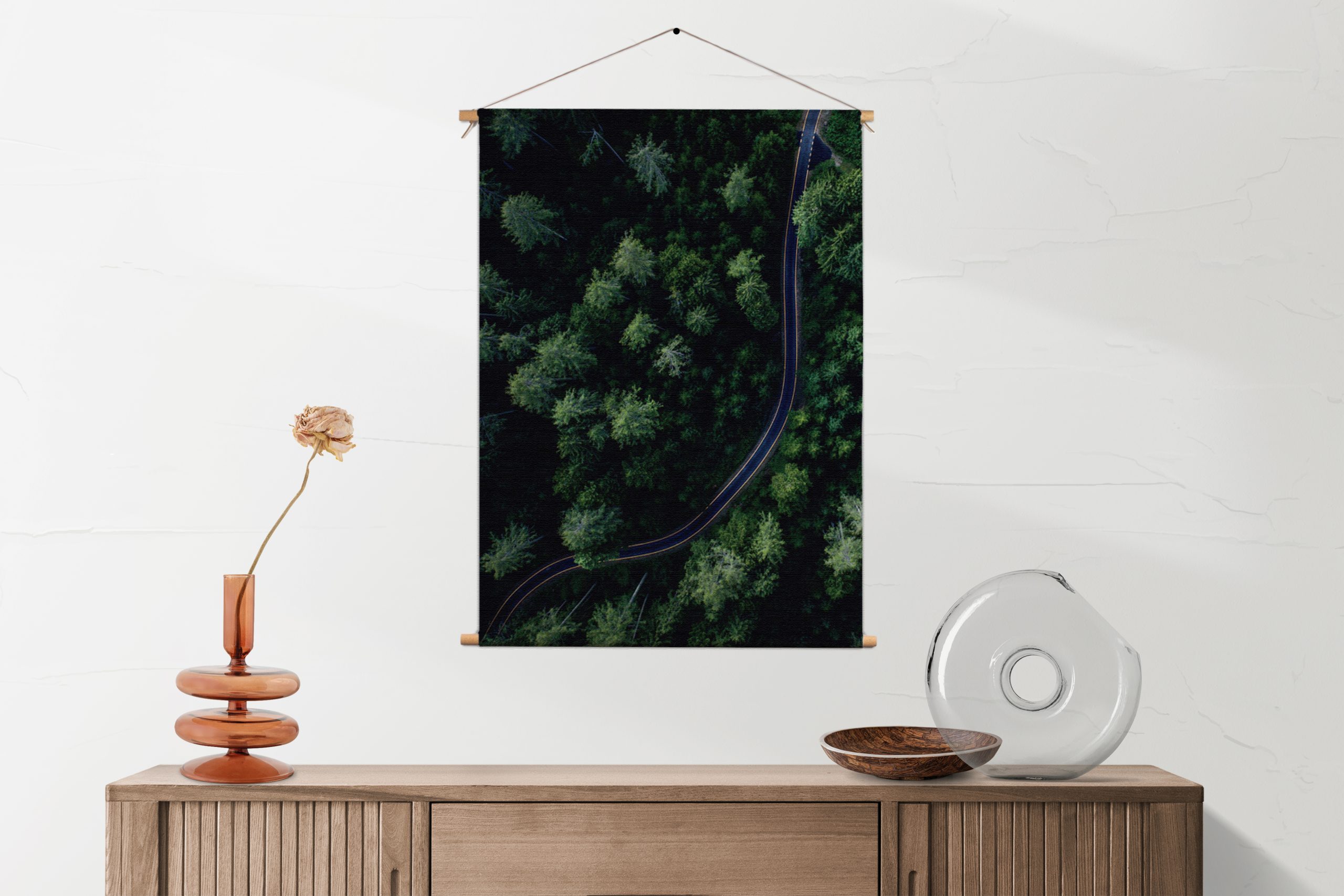 Template_50-70_verticaal_natuur_74-1-1.jpg Textielposter Weg door het bos