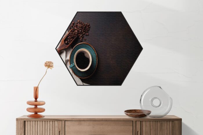 Akoestisch Schilderij Koffiebonen met Kop koffie Hexagon Eten Drinken 41 scaled 1