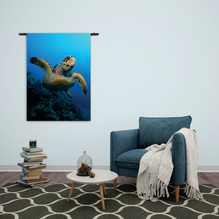 Wandkleed Zeeschildpad In Helderblauw Water 02 Rechthoek Verticaal Template 50 70 Verticaal Dieren 26 2
