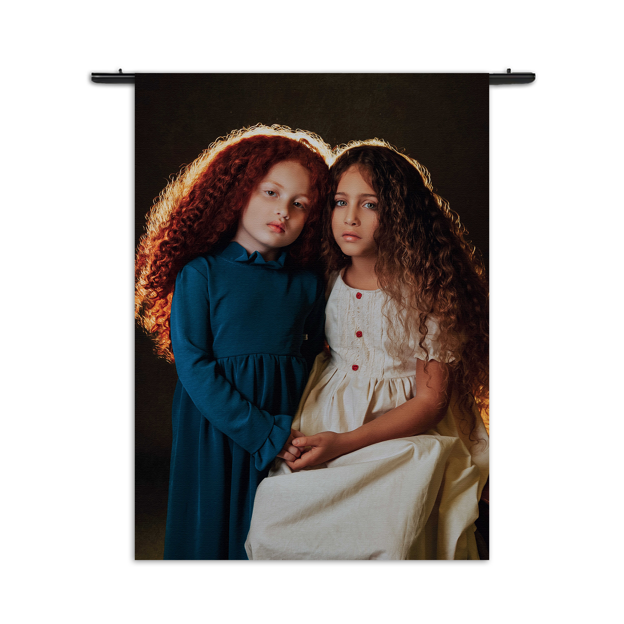 Wandkleed Twee Jonge Meiden Met Krullend Haar Rechthoek Verticaal