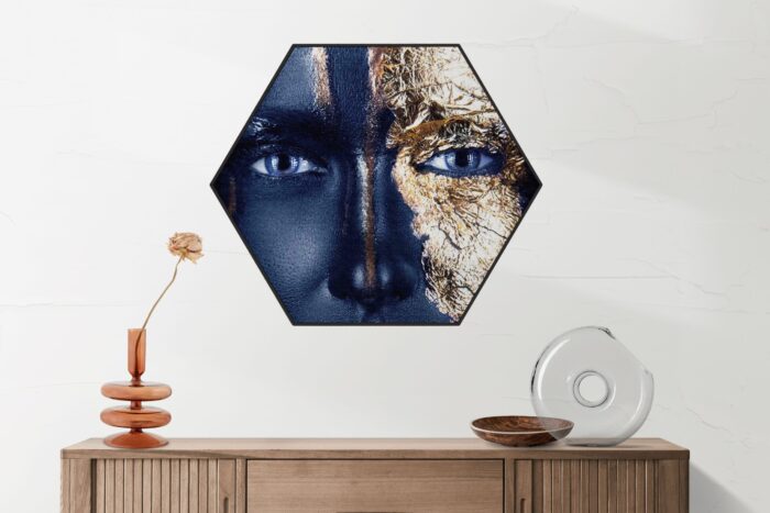 Akoestisch Schilderij Dame Gouden Make up Hexagon Template Hexagon lifestyle 14 2 scaled 1