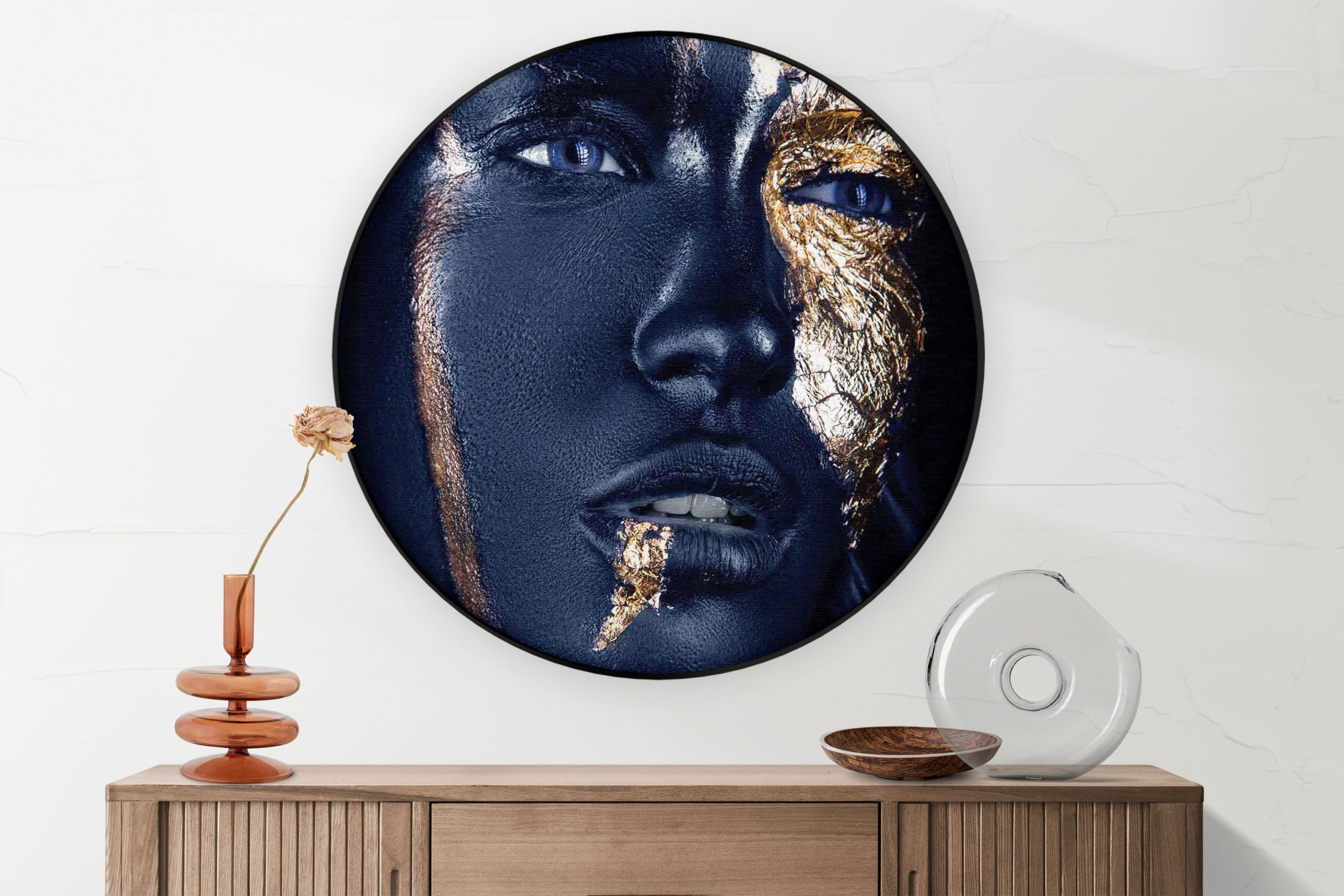 Akoestisch Schilderij Golden Whoman 05 Rond - Muurcirkel Template Vierkant Rond lifestyle 16 1 2 scaled 1