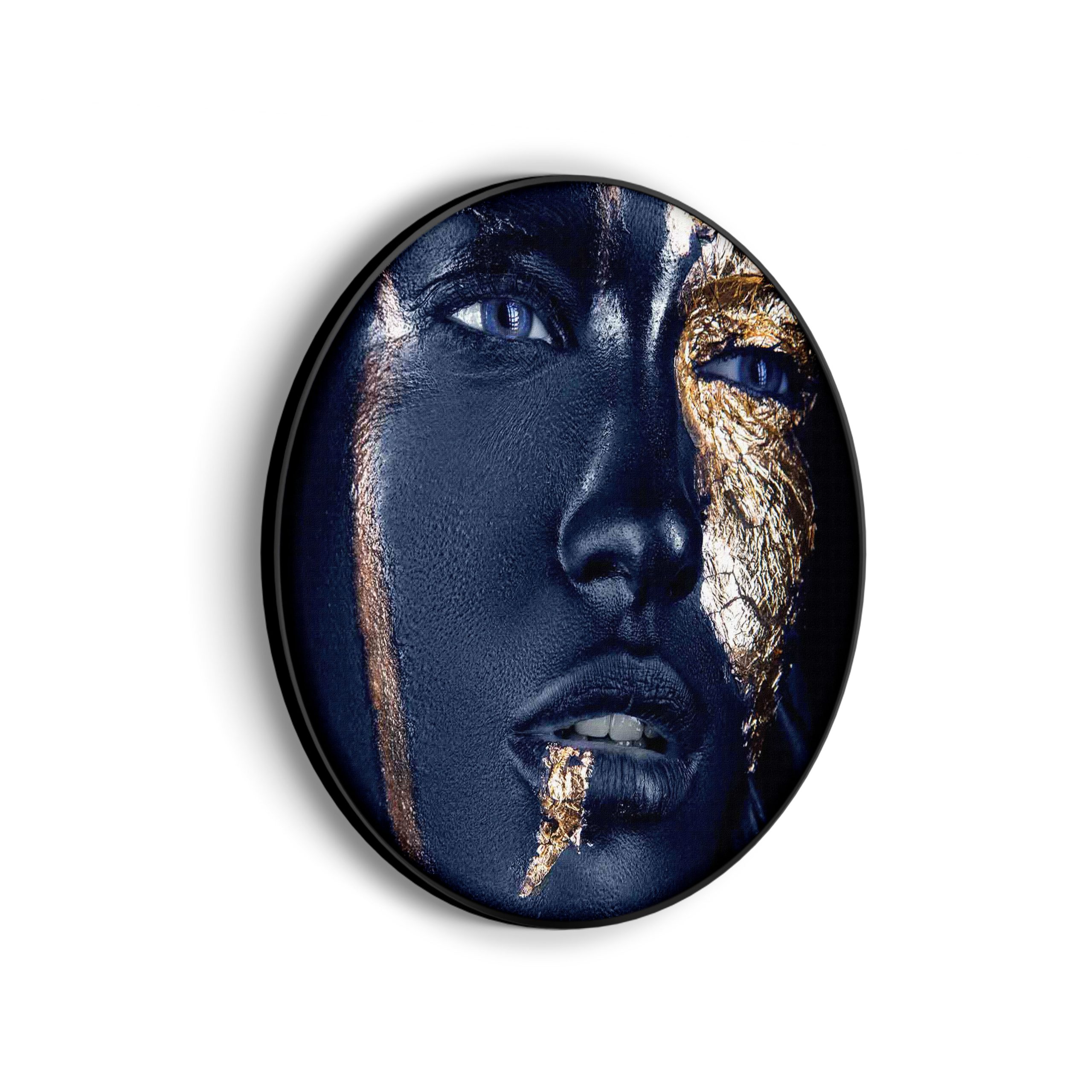 Akoestisch Schilderij Golden Whoman 05 Rond - Muurcirkel Template Vierkant Rond lifestyle 16 scaled 1