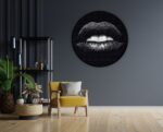 Akoestisch Schilderij Silver Lips Rond - Muurcirkel Template Vierkant Rond lifestyle 4 1 1 scaled 1
