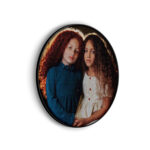 Akoestisch Schilderij Twee Jonge Meiden Met Krullend Haar Rond - Muurcirkel Template Vierkant Rond mensen 23 1 3 scaled 1