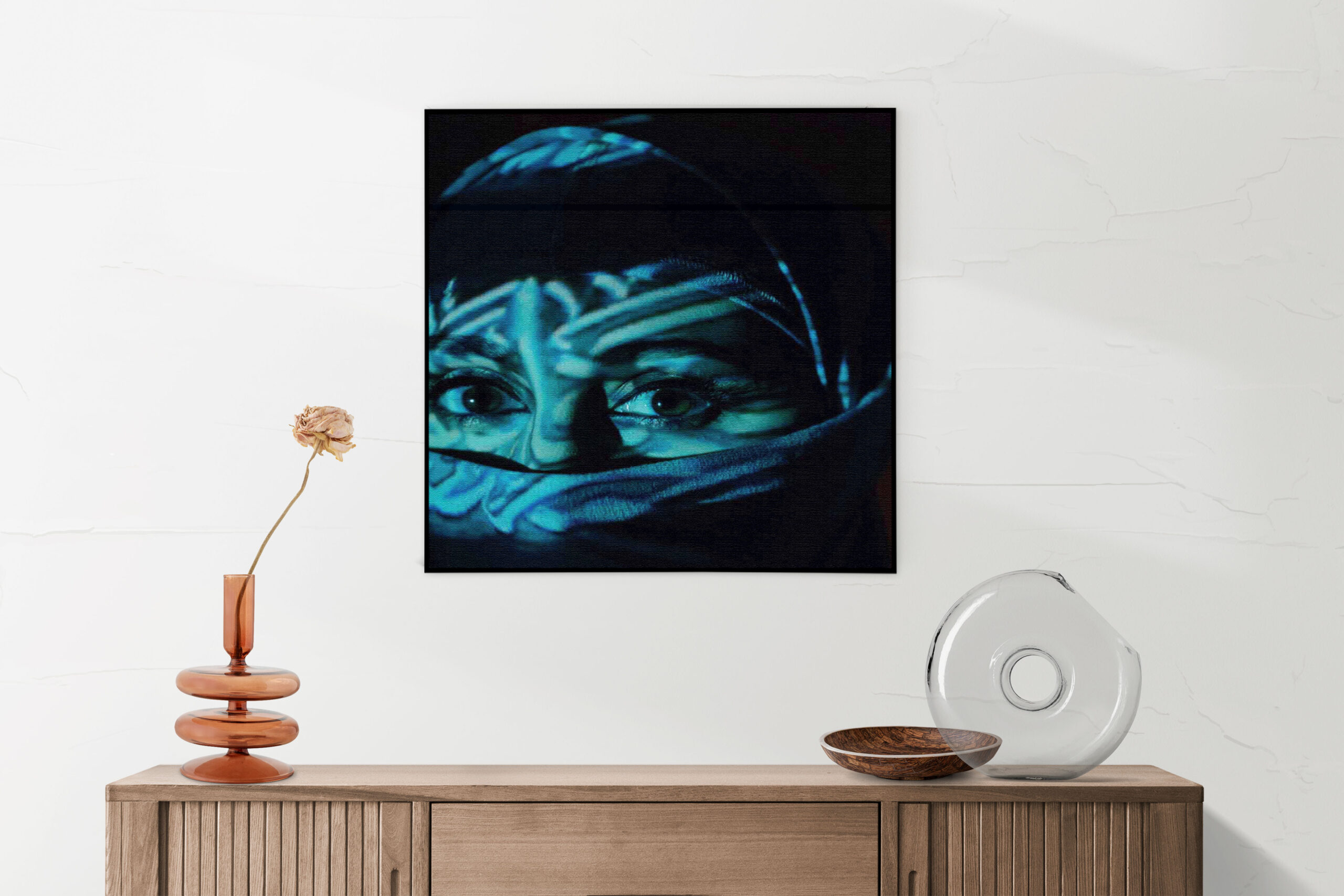 Akoestisch Schilderij Jonge Arabische Vrouw Met Blauwe Hoofddoek Vierkant Template Vierkant Rond mensen 9 1 2 scaled 1