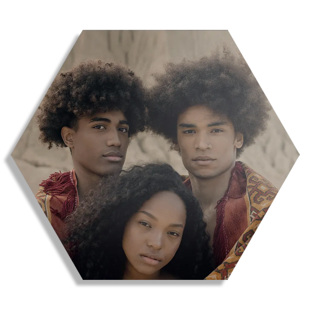 Schilderij Afro's in de Woestijn met Persisch tapijt Hexagon Template Hexagon1 Mensen 10 1