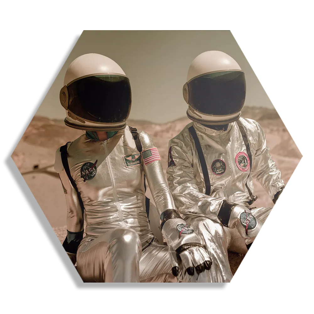 Schilderij The space couple Hexagon Template Hexagon1 Ruimtevaart 6 1