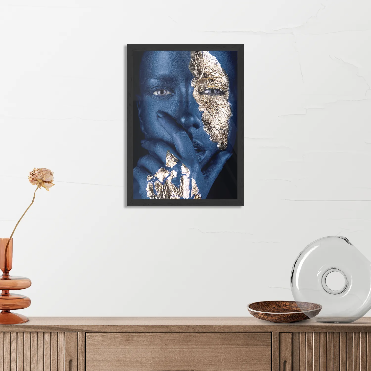 Poster Golden Whoman 01 Rechthoek Verticaal Met Lijst Template PBL 50 70 Verticaal Lifestyle 12 3