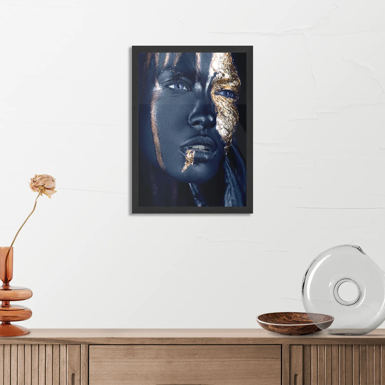 Poster Golden Whoman 05 Rechthoek Verticaal Met Lijst Template PBL 50 70 Verticaal Lifestyle 16 3