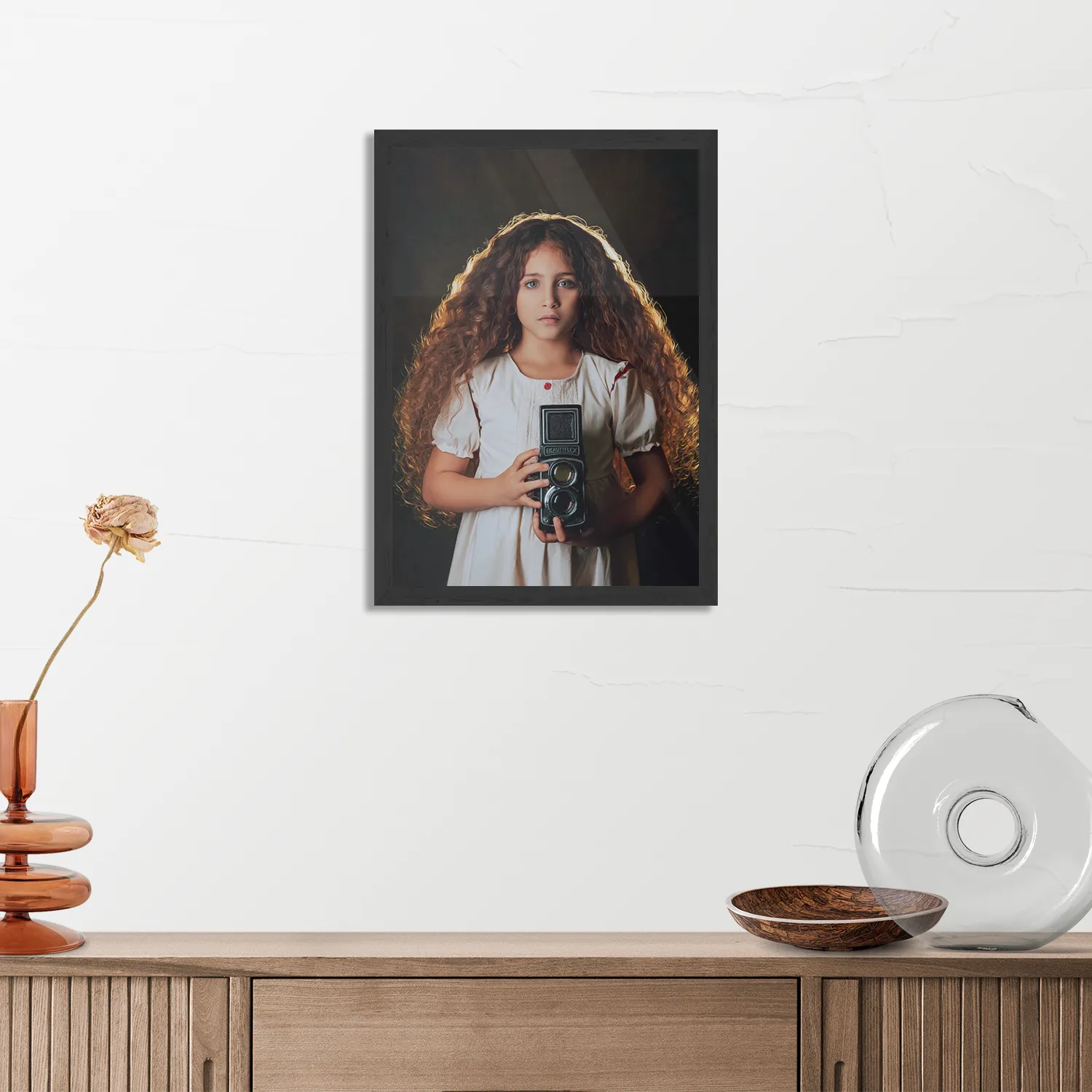 Template_PBL_50-70_Verticaal_Mensen_22-3 Poster Mooi Jong Meisje Met Camera Rechthoek Verticaal Met Lijst Template PBL 50 70 Verticaal Mensen 22 3