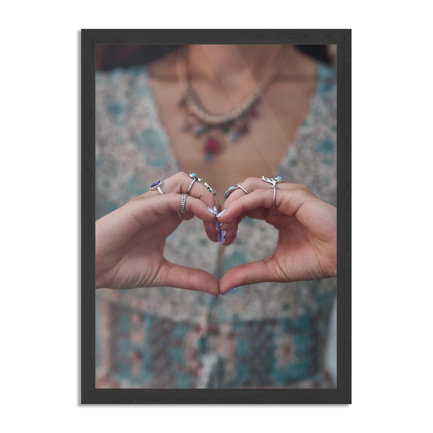 Poster Liefde In Een Handgebaar Rechthoek Verticaal Met Lijst Template PBL 50 70 Verticaal Mensen 42 1