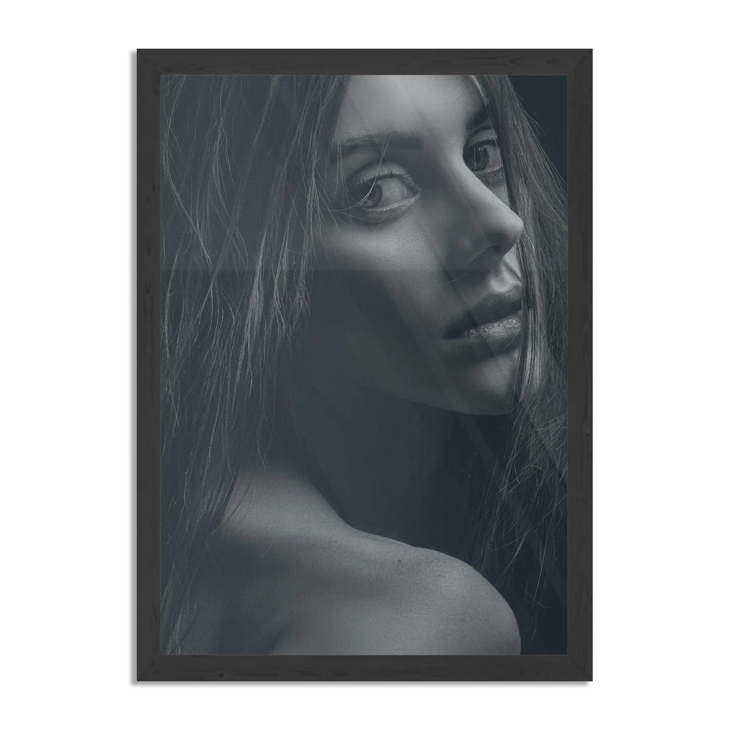 Poster Mooie Vrouw in Het Duister Rechthoek Verticaal Met Lijst Template PBL 50 70 Verticaal Mensen 5 1