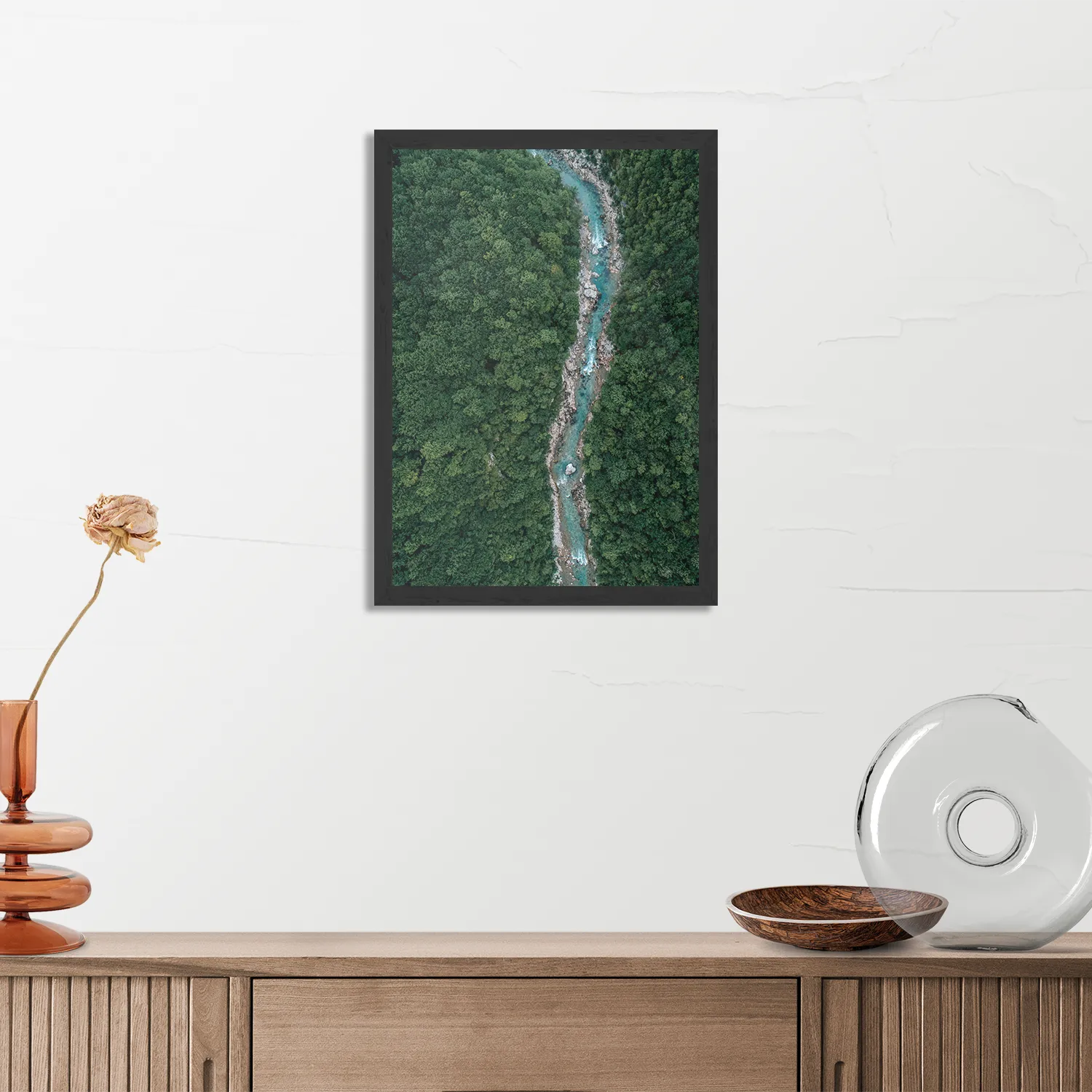 Poster Ruige rivier door bos Rechthoek Verticaal Met Lijst Template PBL 50 70 Verticaal Natuur 65 3