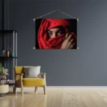 Textielposter Jonge Arabische Vrouw Met Rode Hoofddoek Rechthoek Horizontaal Template TP 50 70 Horizontaal Mensen 1 3