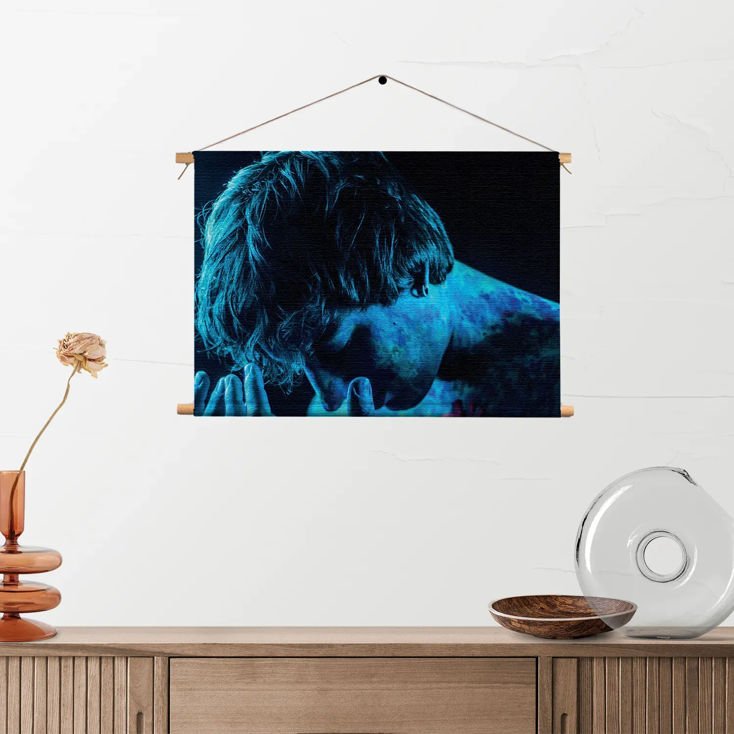 Textielposter Mystrieuze Man Blauw Rechthoek Horizontaal Template TP 50 70 Horizontaal Mensen 14 2