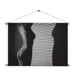 Textielposter Blote Vrouw Achter Jaloezie 01 Rechthoek Horizontaal Template TP 50 70 Horizontaal Mensen 32 1