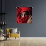 Textielposter Jonge Arabische Vrouw Met Rode Hoofddoek Vierkant Template TP Vierkant Mensen 1 3