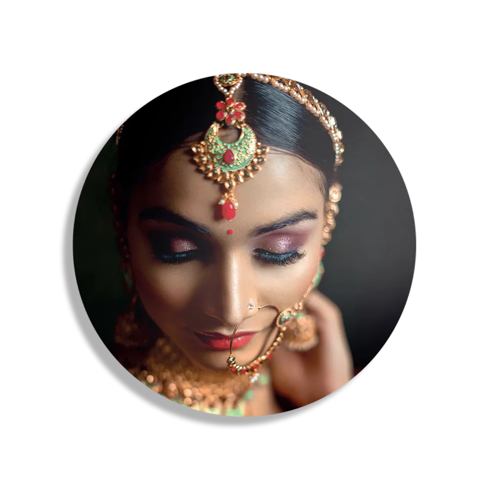 Schilderij Indiaanse Vrouw In Kostuum Rond – Muurcirkel Template TP DB Rond Mensen 21 1