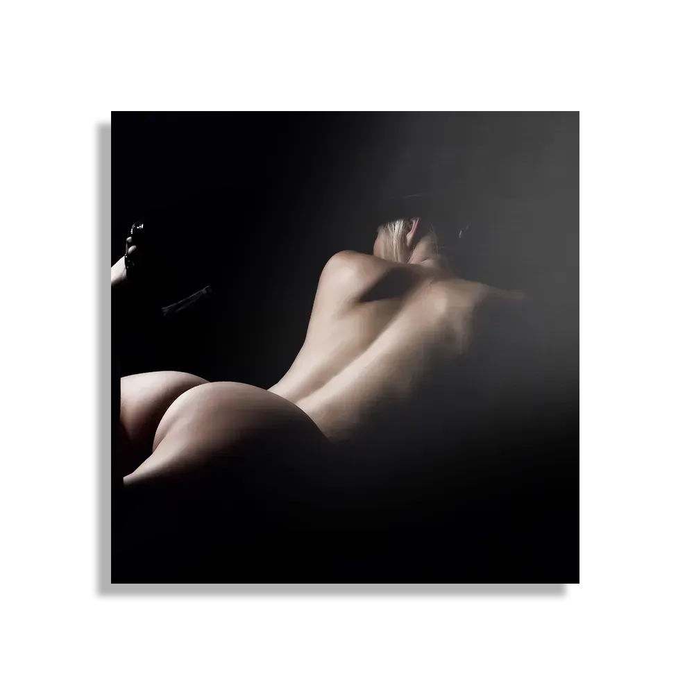 Template_D_Vierkant_Mensen_37-1 Schilderij Blote Vrouw achterzijde Met Hoed Vierkant Template D Vierkant Mensen 37 1